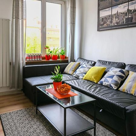 House With Lanterns Apartment ตือคือ ภายนอก รูปภาพ
